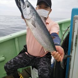 康仁丸・ジギング釣り果